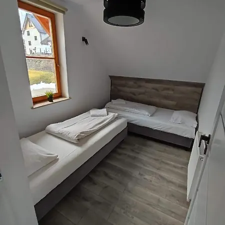 Lägenhet Karpatka 1 Przy Wyciagu Narciarskim 4 Sypialni 2 Lazienki *