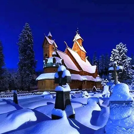 Karpatka 1 Przy Wyciagu Narciarskim 카르파츠