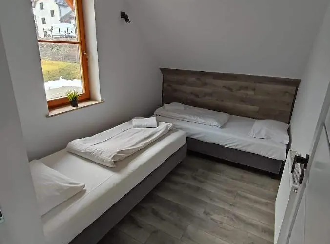 شقة Karpatka 1 Przy Wyciagu Narciarskim *